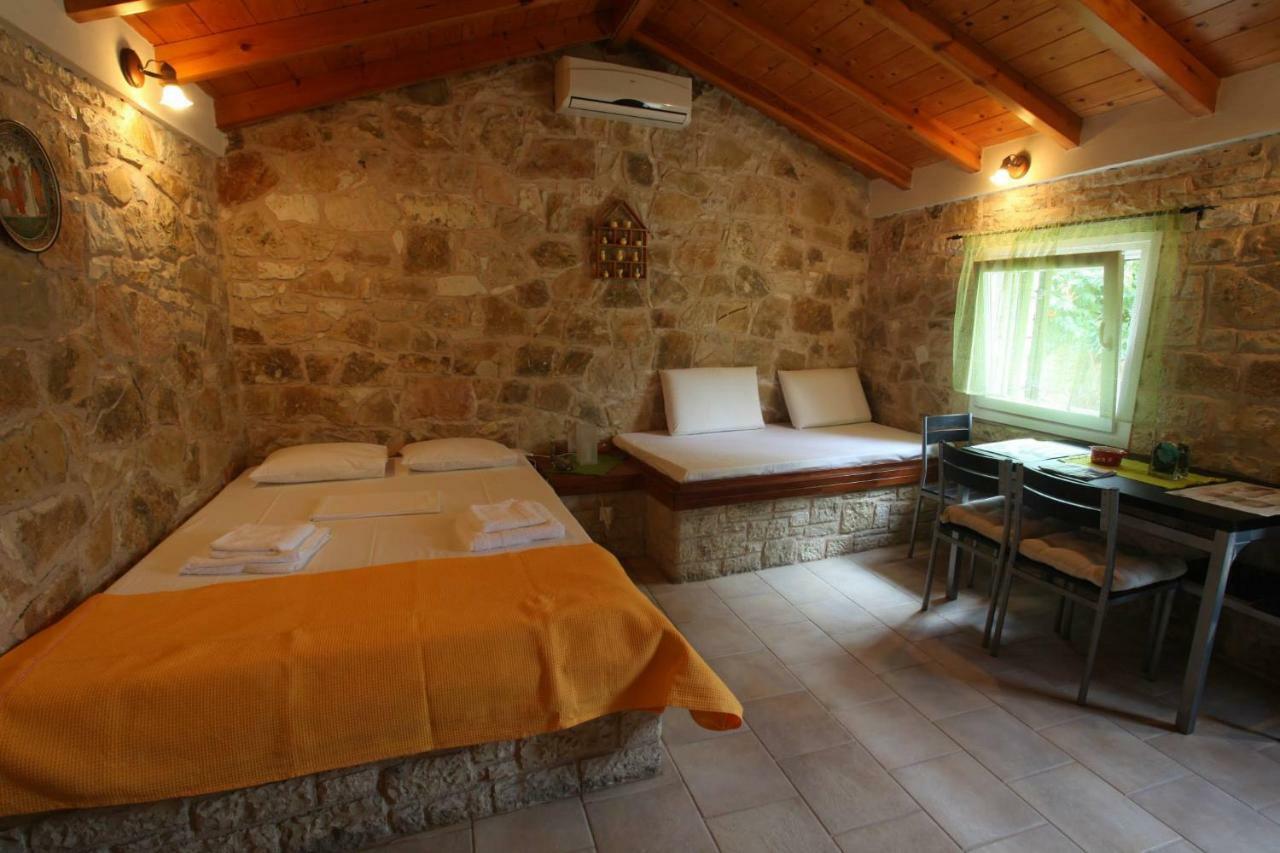 Villa Loulaki Magazia Paxi Arvanitakeika ภายนอก รูปภาพ
