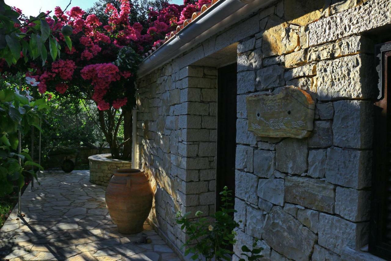 Villa Loulaki Magazia Paxi Arvanitakeika ภายนอก รูปภาพ