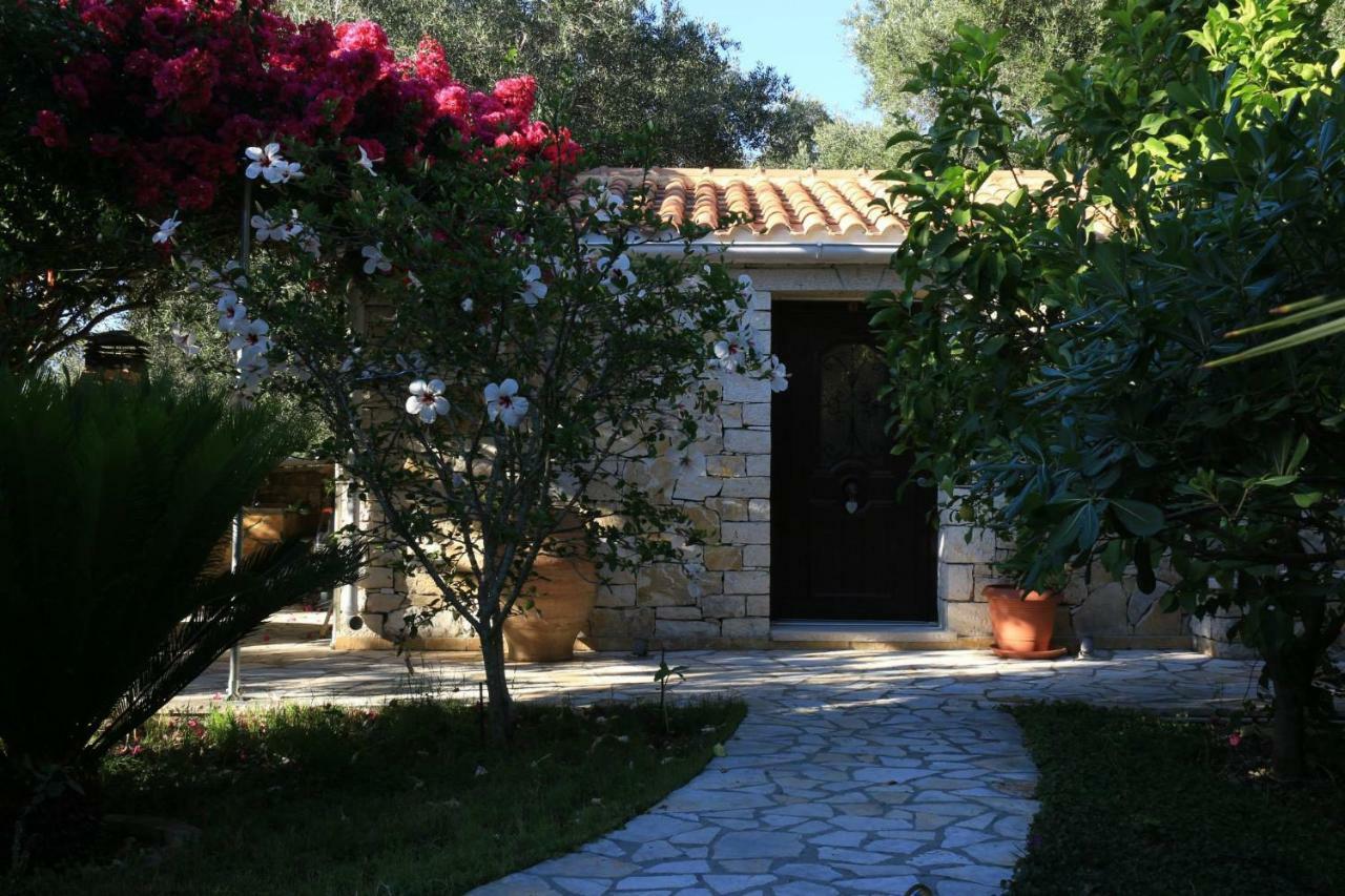 Villa Loulaki Magazia Paxi Arvanitakeika ภายนอก รูปภาพ